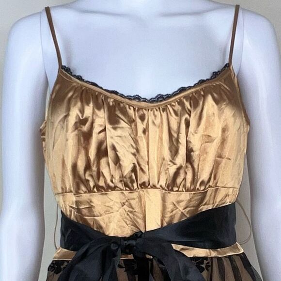 Heart Soul Cocktail Dress in Gold with Black Lace Overlay - Picture 2 of 16